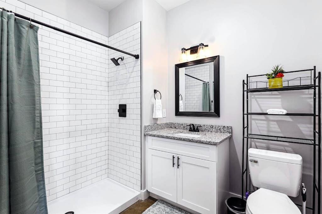 Brand New Condo Near Downtown Nash W Washer Dryer Nashville Exteriör bild